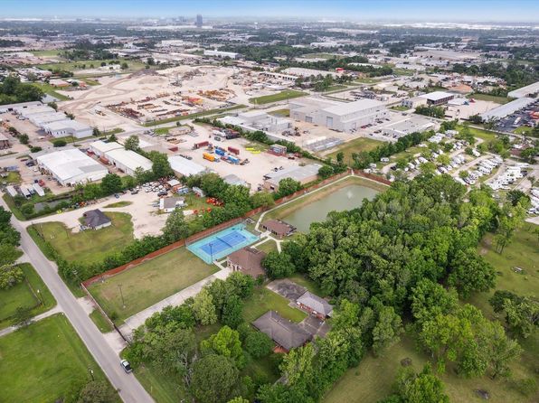 1631 Gault Rd, Houston, TX 77039