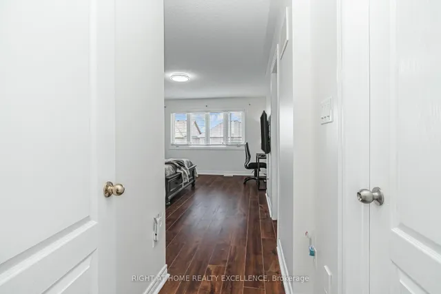 Additional image 19 of 32 Matthew Harrison St