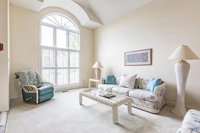 Additional image 5 of 2 Katie Crt