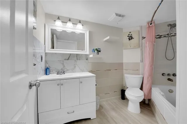 Additional image 26 of 8 Village Green Unit 112