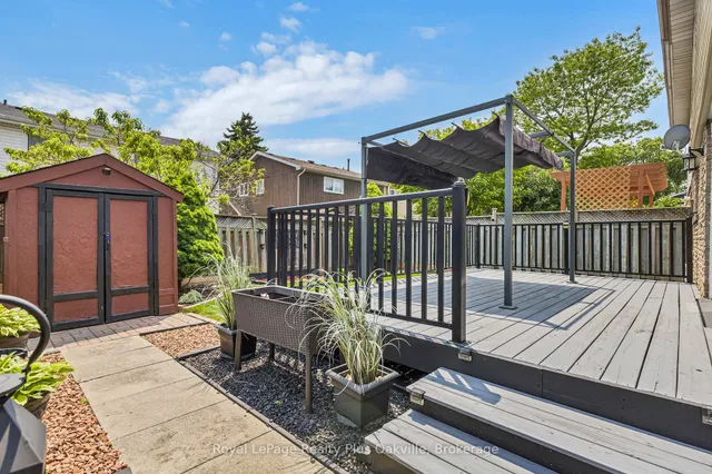 Additional image 26 of 64 Lamont Pl