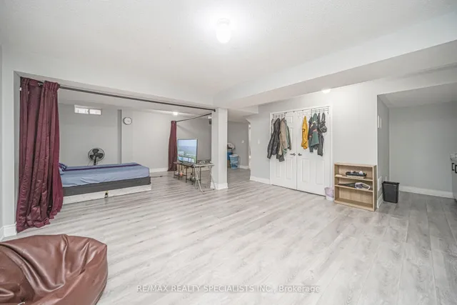 Additional image 37 of 227 Valleyway Dr