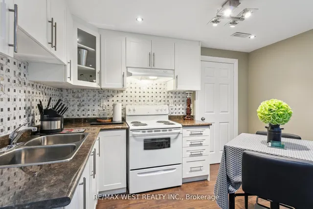 Additional image 30 of 14 Kistler St