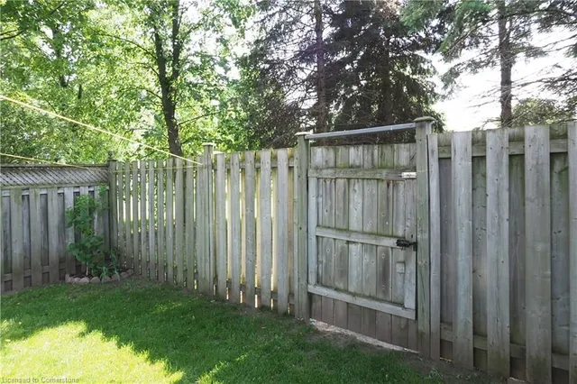 Additional image 28 of 75 Marisa St