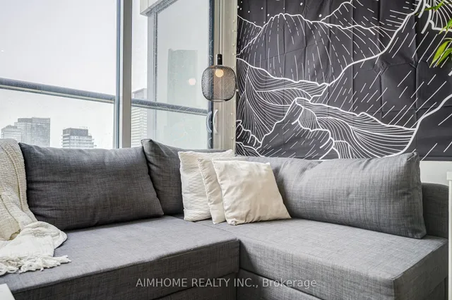 Additional image 18 of 85 Wood St Unit 4105