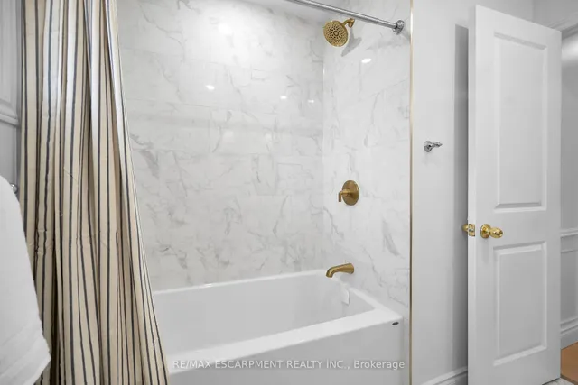 Additional image 30 of 567 QUEEN VICTORIA Dr