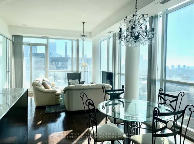 Additional image 3 of 770 Bay St Unit Ph208