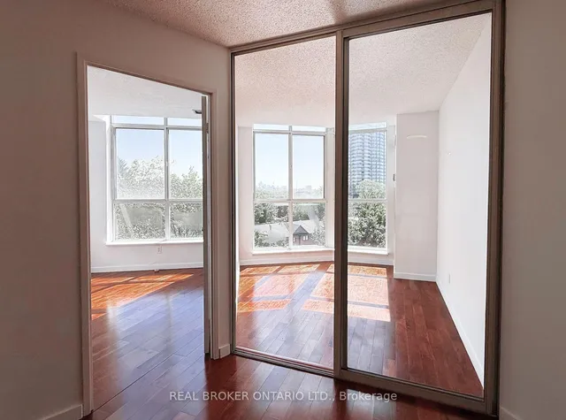 Additional image 5 of 20 Southport St Unit 608