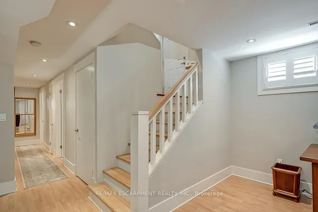 Additional image 30 of 379 Delaware Ave