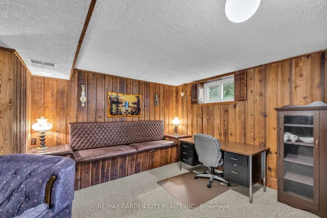 Additional image 19 of 2349 Fassel Ave