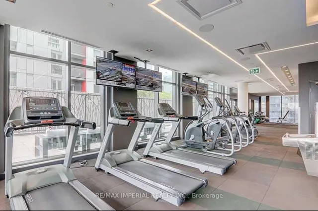 Additional image 31 of 330 Richmond St Unit 1715