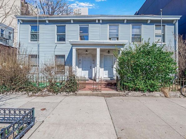 217 Devoe St, Brooklyn, NY 11211
