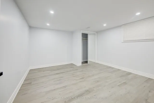 Additional image 29 of 111 Durham Rd