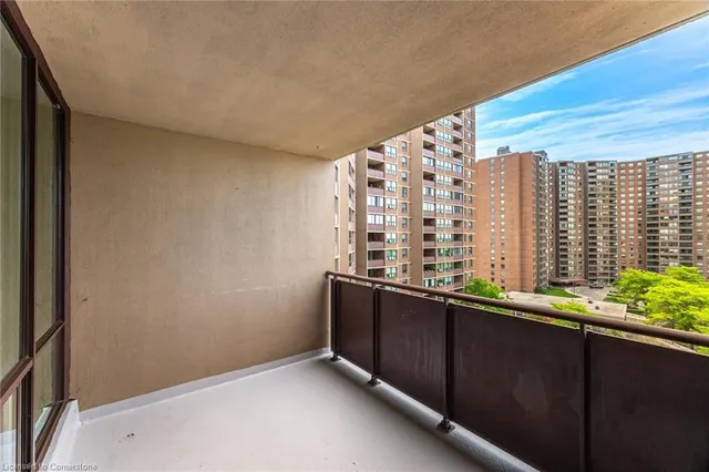 Additional image 42 of 714 The West Mall Unit 811