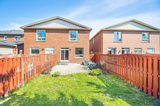 Additional image 40 of 932 Ledbury Cres