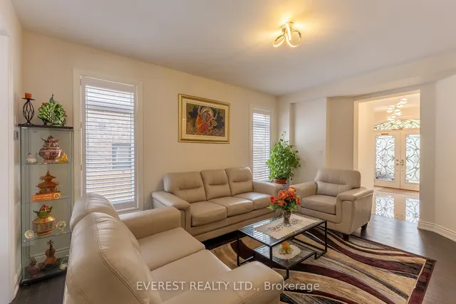 Additional image 6 of 17 Elysian Field Circ