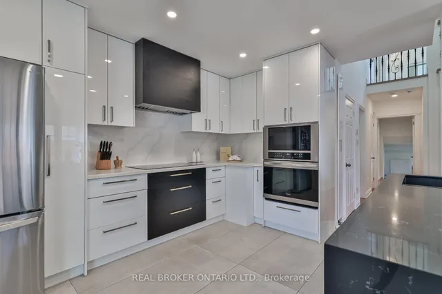 Additional image 9 of 70 Colonial Ave