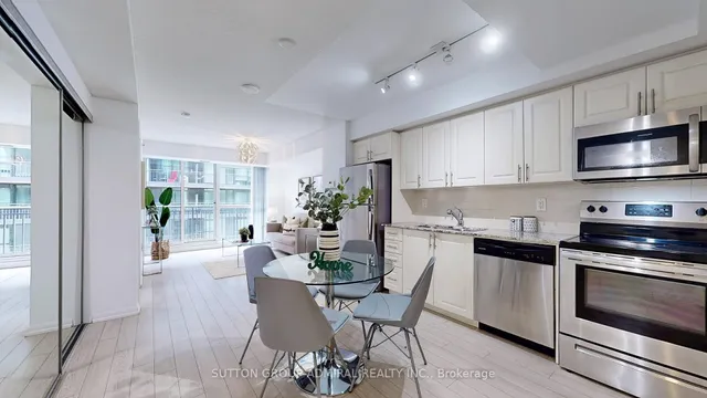 Additional image 15 of 3091 Dufferin St Unit 411