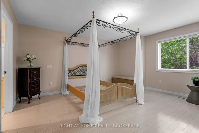 Additional image 22 of 1054 Augustus Dr