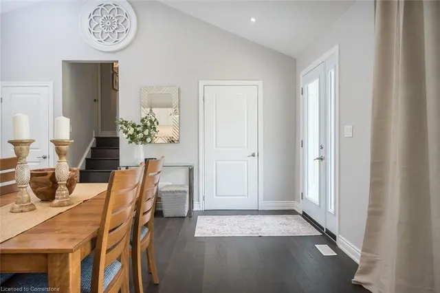 Additional image 7 of 6 Kew Crt