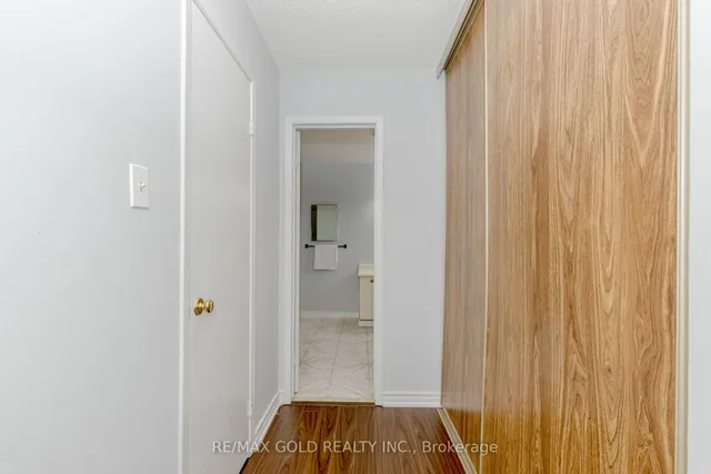 Additional image 17 of 16 Polygon Crt