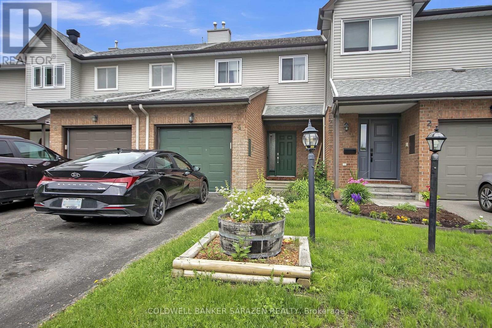 4 ARMADALE CRESCENT|Ottawa, Ontario K2J4A4
