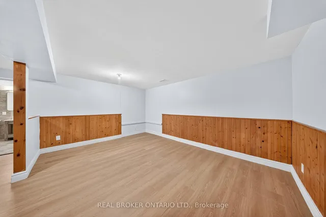 Additional image 26 of 34 Greenbriar Rd