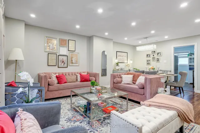 Additional image 9 of 1536 Sixth Line Unit 4