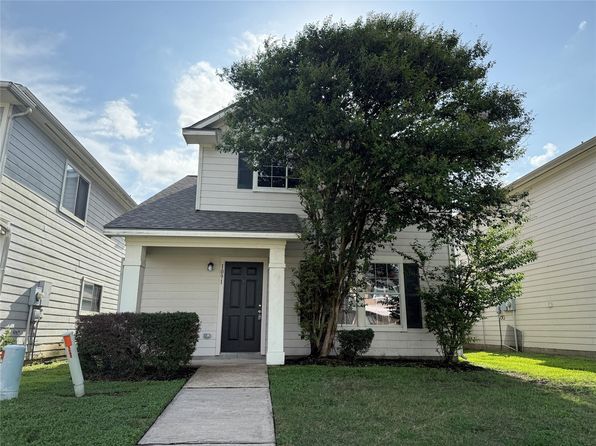 1091 Verde Trails Dr, Houston, TX 77073