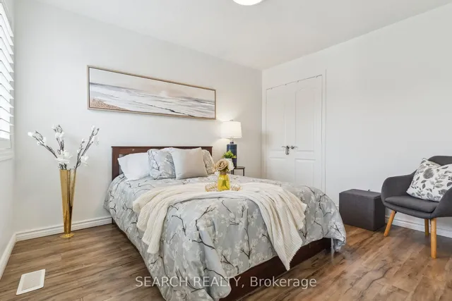 Additional image 23 of 1078 Barclay Circ