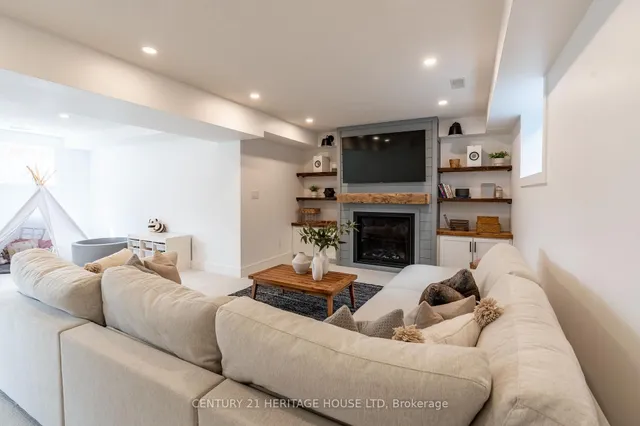 Additional image 36 of 66 Eden Oak Tr