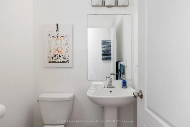 Additional image 25 of 651 Farmstead Dr Unit 33