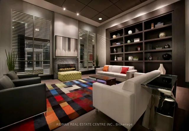 Additional image 39 of 17 Anndale Dr Unit 906