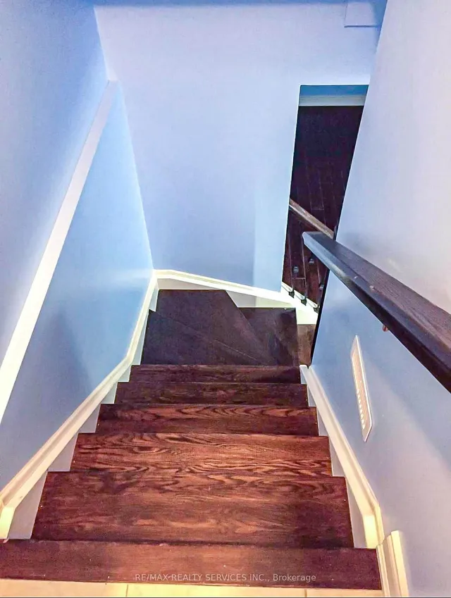 Additional image 39 of 84 Gower Cres