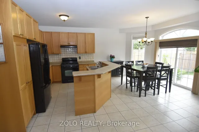 Additional image 19 of 22 Showboat Cres