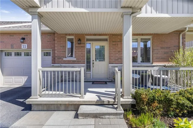 Primary image of 11 Hillgartner Lane