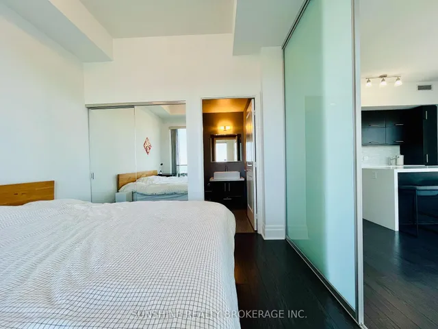 Additional image 30 of 1080 Bay St Unit 5208