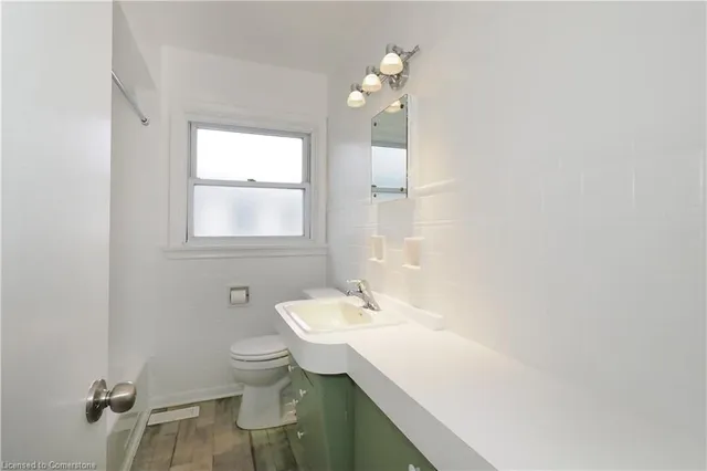 Additional image 18 of 55 Hoffman St