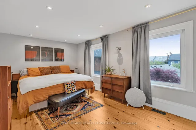 Additional image 17 of 73 Pearl St