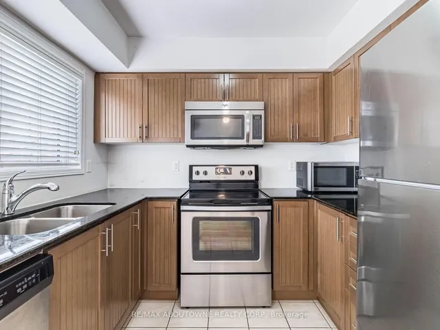 Additional image 15 of 2504 Post Rd Unit 20