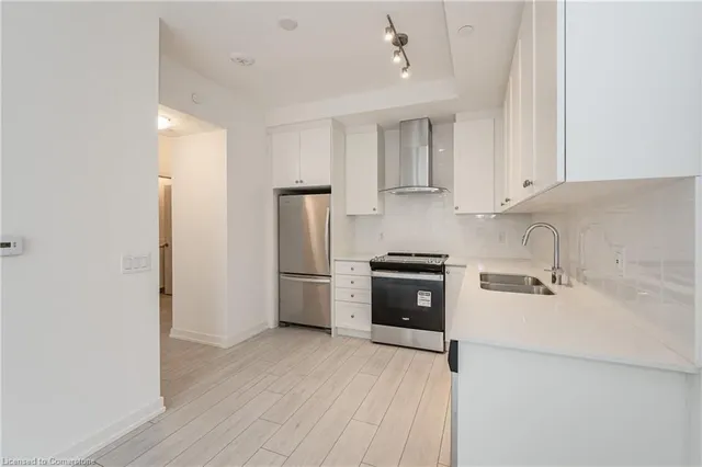 Additional image 15 of 55 Duke St Unit 306