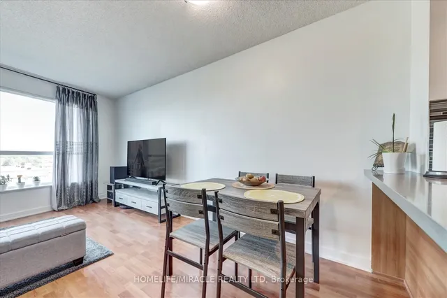 Additional image 16 of 38 Lee Centre Dr Unit 712