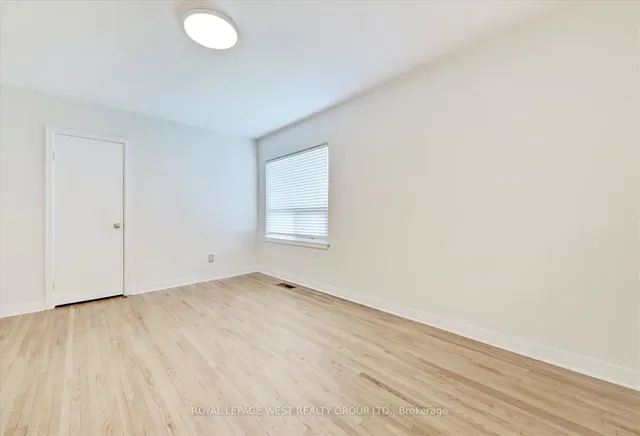 Additional image 19 of 68 Castlebar Rd