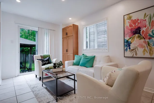 Additional image 10 of 64 Tiller Tr