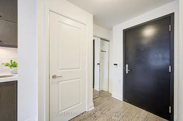 Additional image 6 of 65 St Mary St Unit 1401