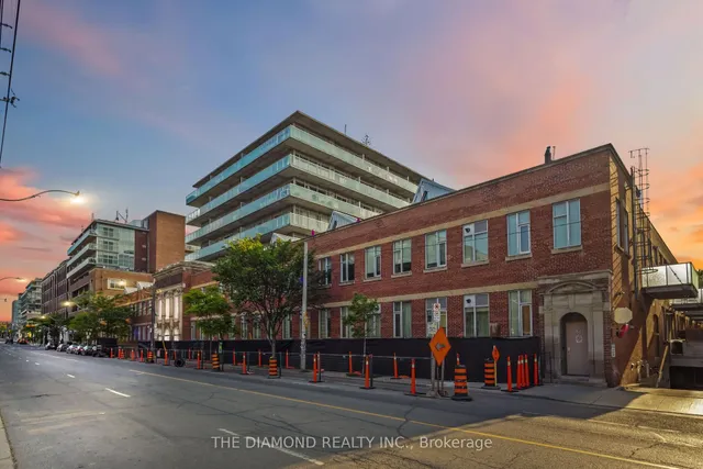 Additional image 50 of 201 Carlaw Ave Unit 255