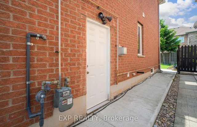 Additional image 24 of 264 Fasken Crt