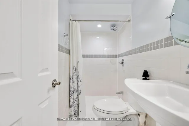 Additional image 39 of 385 The East Mall Unit 49