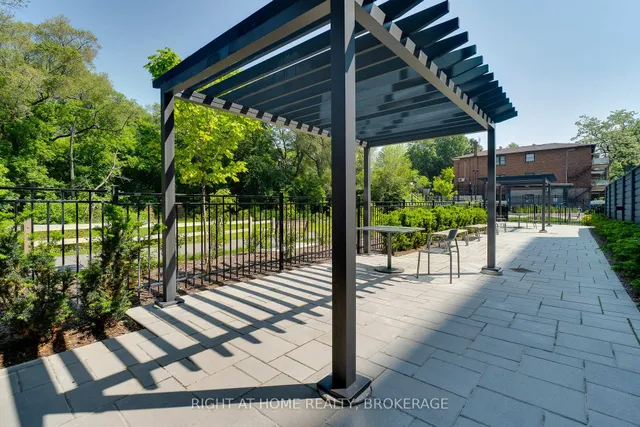 Additional image 39 of 250 Lawrence Ave Unit 724