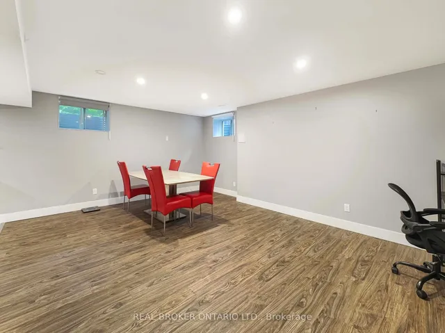 Additional image 35 of 806 Old York Rd